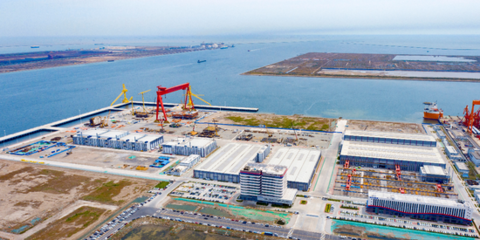 我國(guó)首個(gè)海洋油氣裝備制造“智能工廠”成功投產(chǎn)，引領(lǐng)船舶設(shè)計(jì)制造新篇章